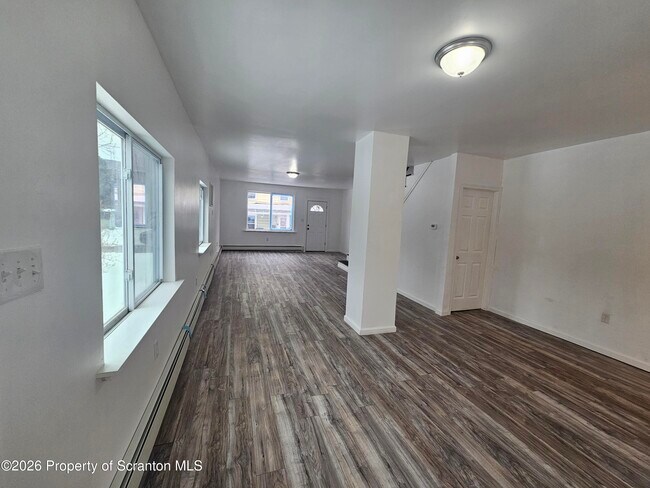 Building Photo - 366 Salsburg St