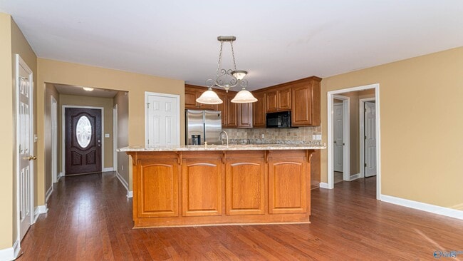 Foto del edificio - 5311 Frankford Dr SE