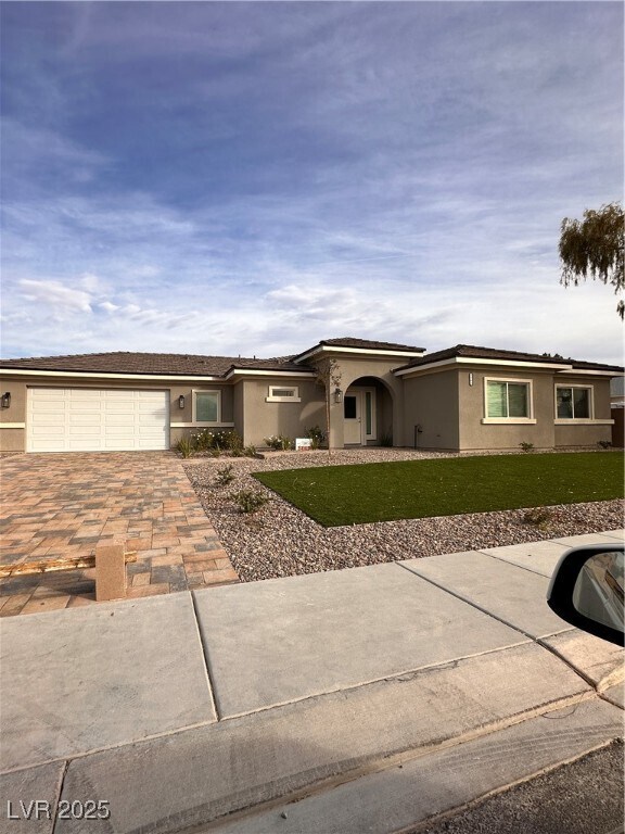 Building Photo - 2590 Apricot Ln