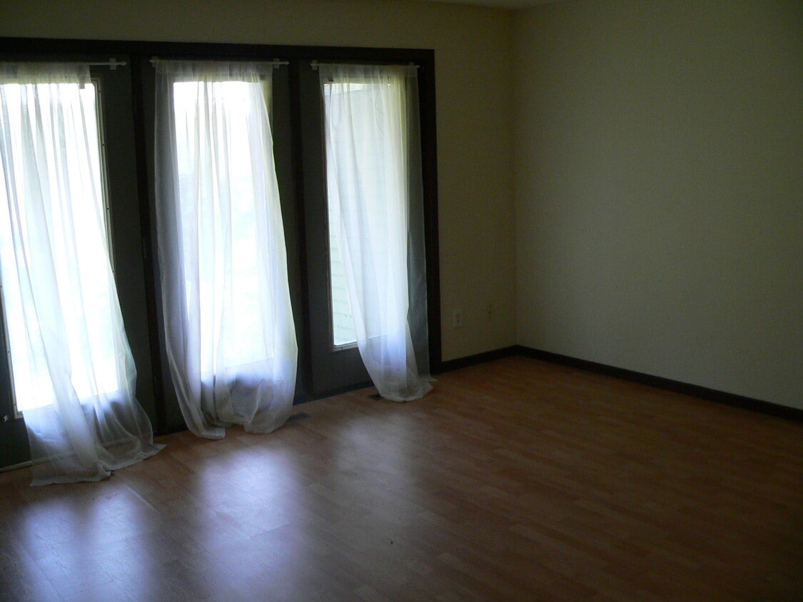 Foto del edificio - 2305 Clinton Ave