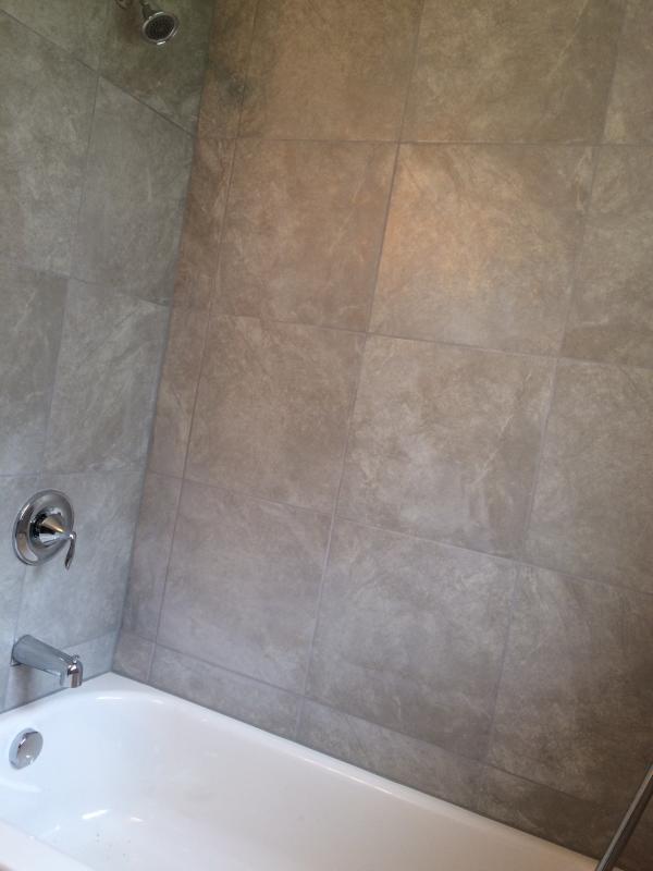 Building Photo - 402 Violet Way