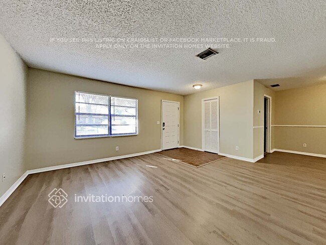 Foto del edificio - 13001 115th St