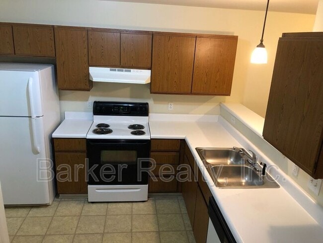 Building Photo - 4929 Coral Ridge Ct