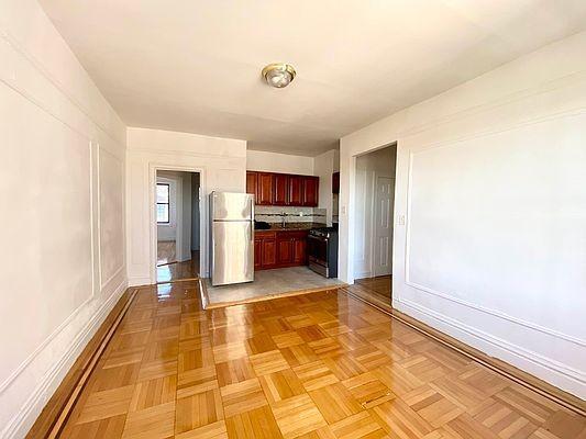 Foto principal - 2 bedroom in Bronx NY 10463