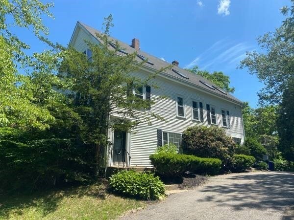 Primary Photo - 161 Cedar St