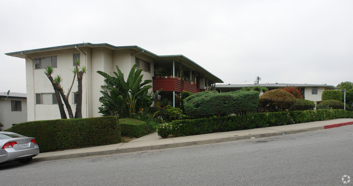 Building Photo - Palm Vista Apartments