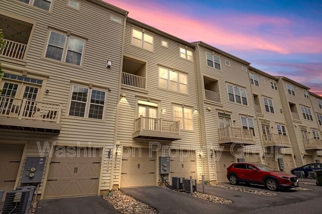 Photo - 8105 Greenbelt Station Pkwy Apartment