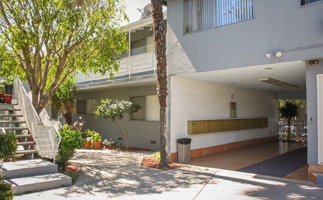 Building Photo - Park Fulton