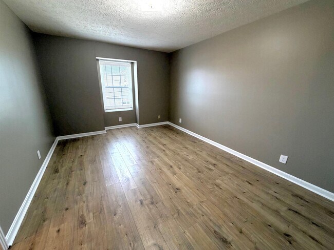 Unidad #17 Dormitorio - Church Way Apartments