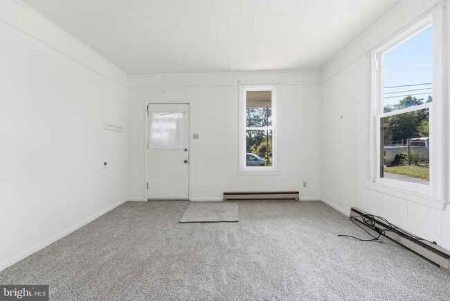 Foto del edificio - 815 N Maple Ave