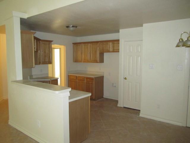 Building Photo - 2035 Echo Lake Dr