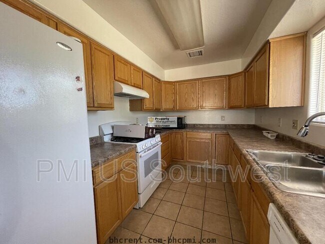 Foto del edificio - 8300 Florentine Rd
