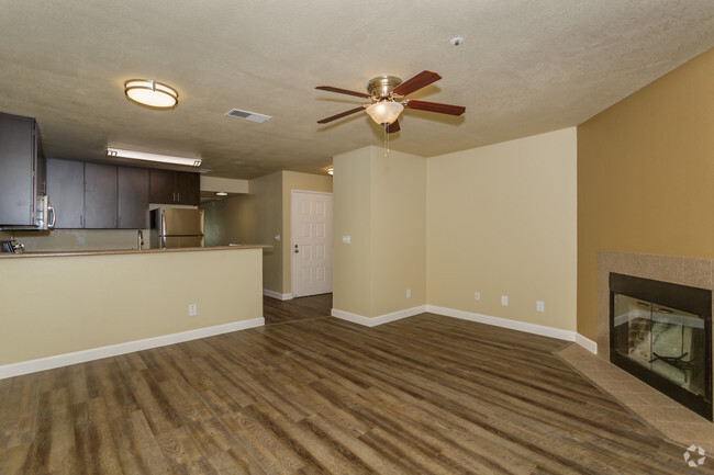 1HAB, 1BA - 720 ft² - Sunrise Creek Apartments