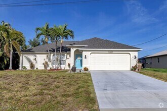 Building Photo - 1006 SW 11th Pl