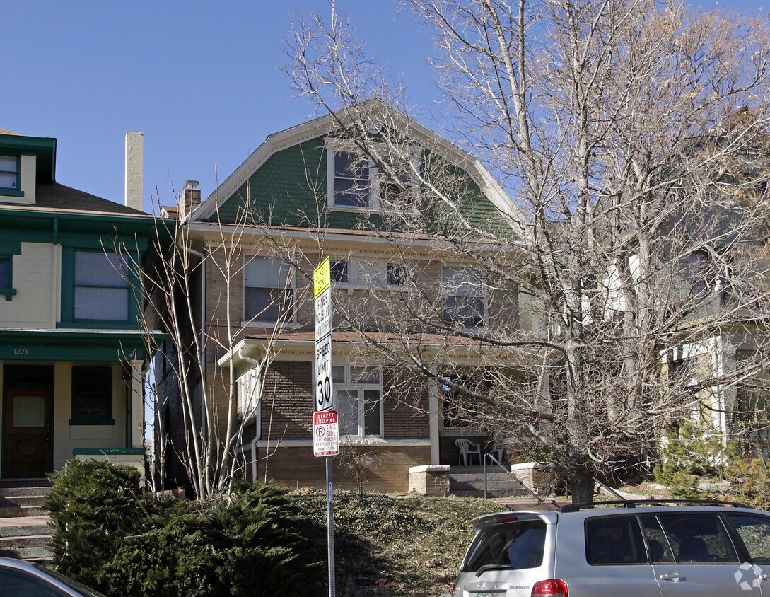 Building Photo - 1229 Clarkson St
