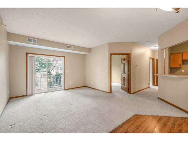 Building Photo - 114200 Hundertmark Rd W