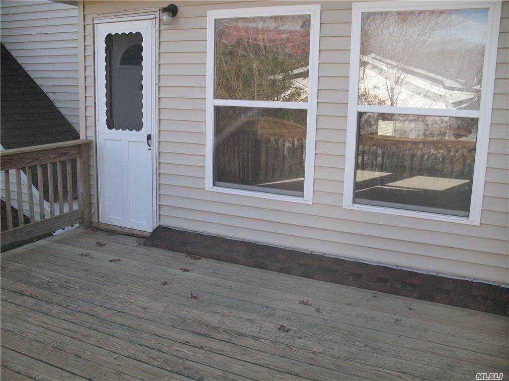 320 Sunrise Ave, Sayville, NY 11782 Apartment for Rent in Sayville