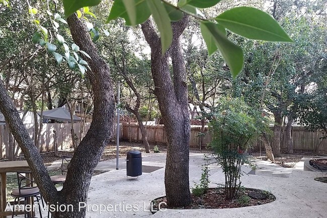 Foto del edificio - 3 br, 2 bath House - 8722 Timberwilde St