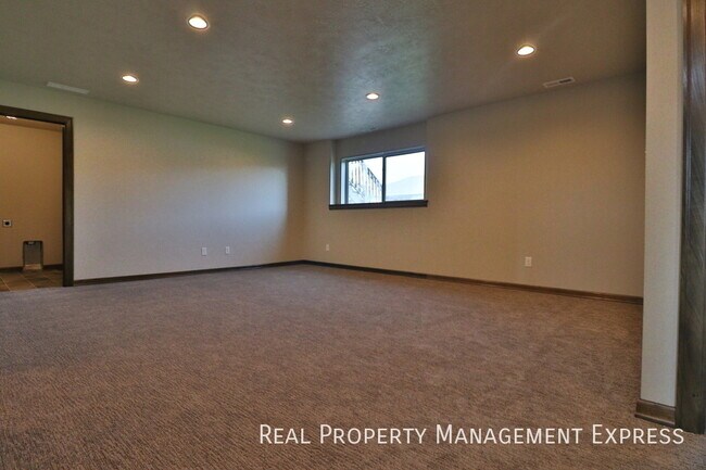 Foto del edificio - 3512 Chatham St