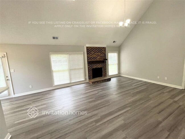 Foto del edificio - 2900 Oakcroft Dr