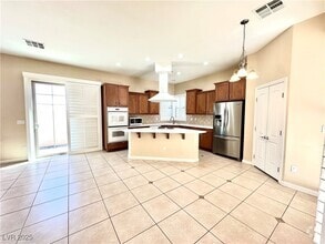 Building Photo - 9136 Worsley Park Pl