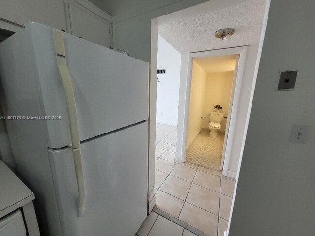 Building Photo - 1200 NE Miami Gardens Dr