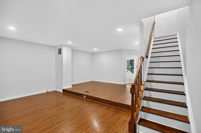 Building Photo - 51 Oak Crest Ct