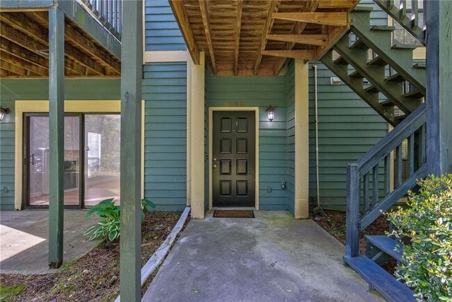 Building Photo - 3069 Steeplechase Dr