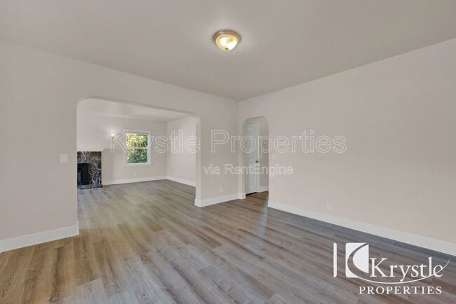 Foto del edificio - 42 D St