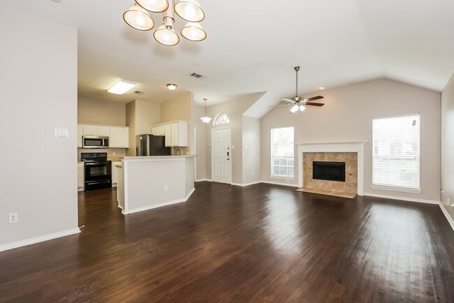 Building Photo - 2525 Spring Rain Dr