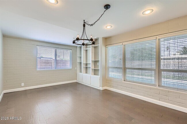 Foto del edificio - 5420 N 82nd St
