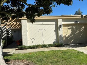 Building Photo - 3284 San Amadeo