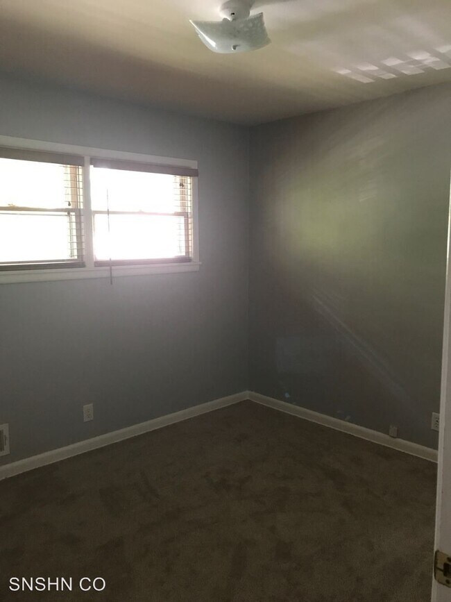 Foto del edificio - 4131 N 91st St