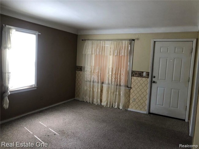 Foto del edificio - 5732 Fenton St