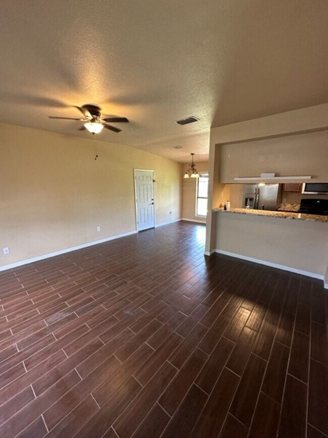 Foto del edificio - 3949 Purdue Ln