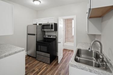 Foto del edificio - 1244 SW Topeka Blvd