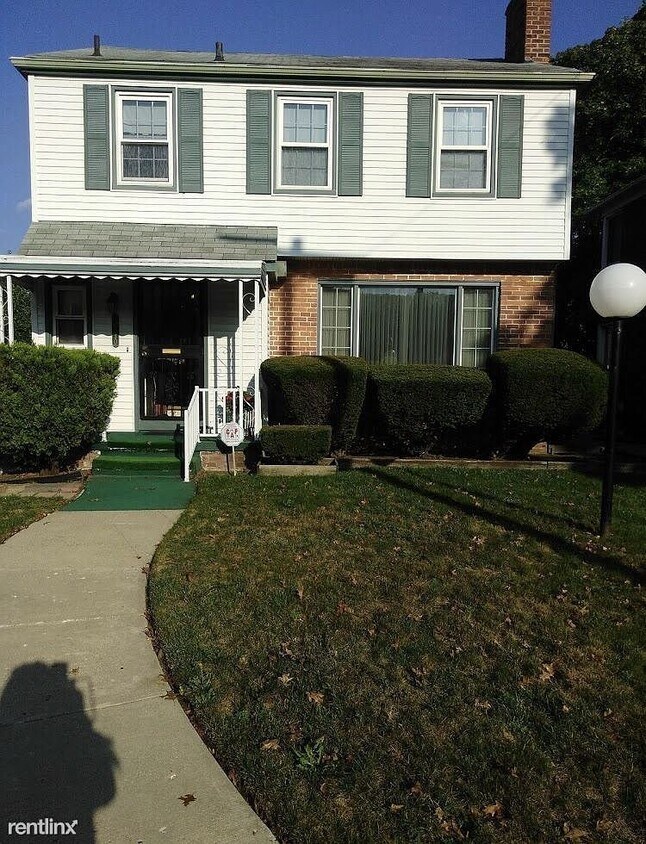 Primary Photo - 4 br, 1.5 bath House - 19330 Littlefield St