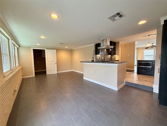 Foto del edificio - 1932 N Avenue H