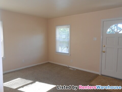 Building Photo - 8014 Patterson Dr