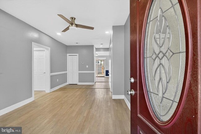 Photo - 505 69th St House