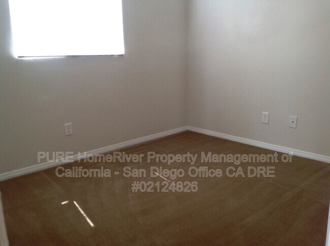 Building Photo - 1413 Felspar St