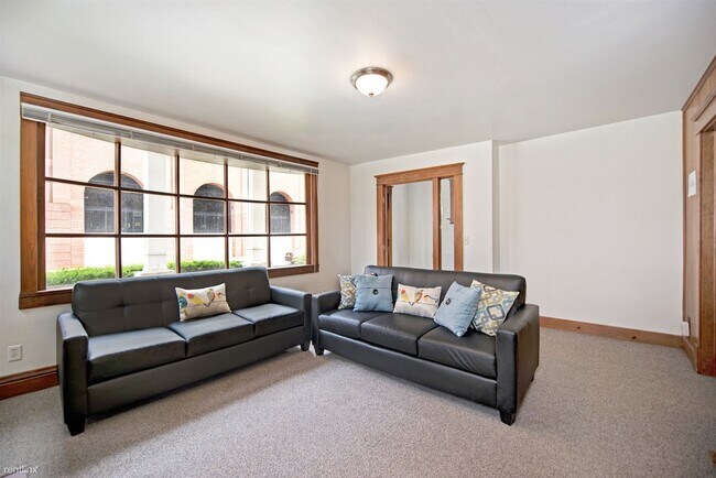 Foto del edificio - 4 br, 1.5 bath House - 1300 S Main St