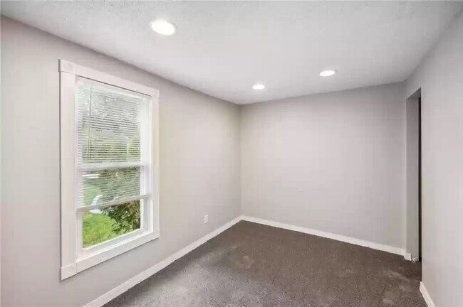 Foto del edificio - 1609 3rd St NE