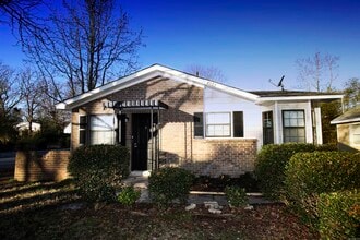 Building Photo - 4222 Zion St