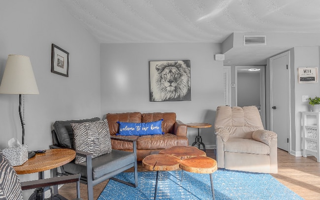 Building Photo - 9628 19th Bay St