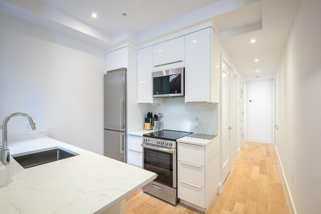 Foto del edificio - 1804 S Street Northwest-GO ID650P