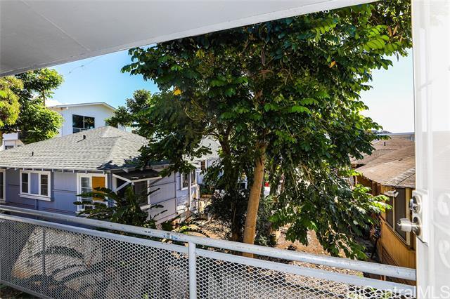 Building Photo - 1719 Nuuanu Ave