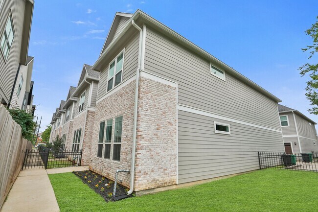 Foto del edificio - 2515 Judiway St