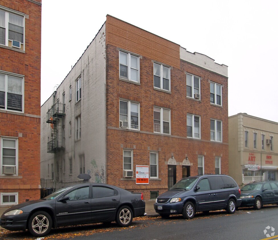 Primary Photo - 8747 19th Ave