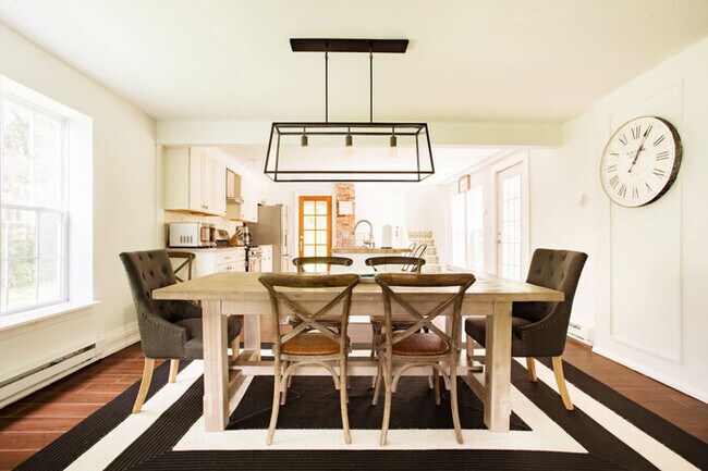 Foto del edificio - Idyllic and Serene 4BR Country Home
